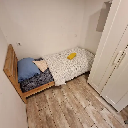 The Five-bedroom Haven Lejlighed *