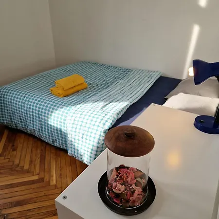 The Five-bedroom Haven Lejlighed *