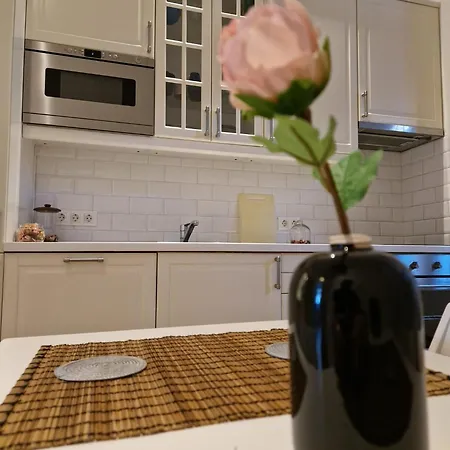 The Five-bedroom Haven Lejlighed *