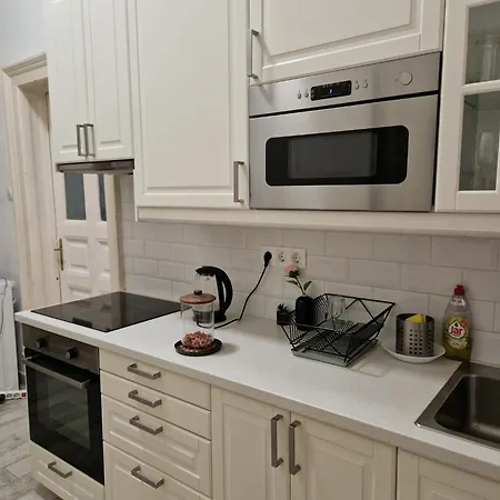 The Five-bedroom Haven * Budapest