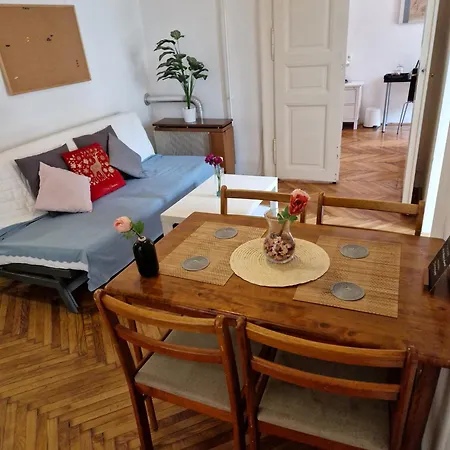 The Five-bedroom Haven Lejlighed Budapest